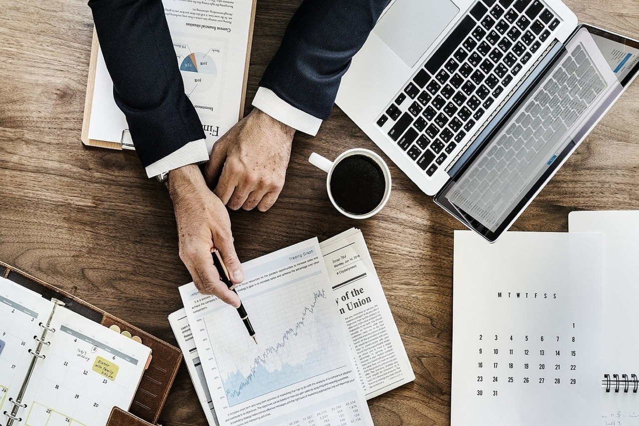 businessman, laptop, stocks, stock exchange, broker, chart, reports, accounting records, calculations, notebook, flat lay, broker, broker, broker, broker, broker